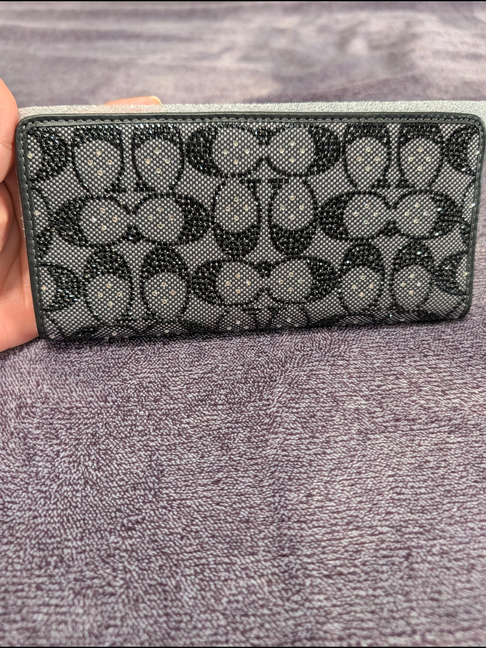Coach Signature Black/Gray Continental Wallet